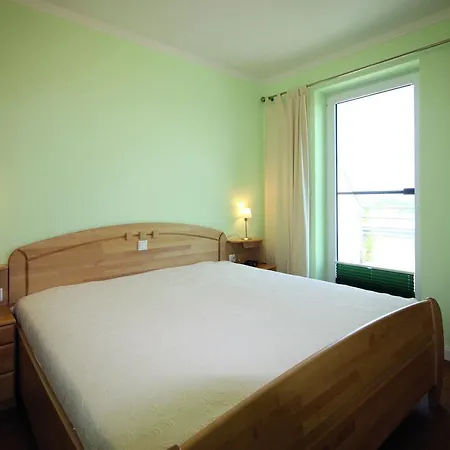 Bernstein Apartment *