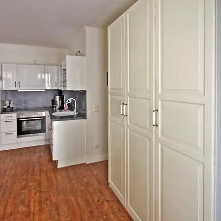 Bernstein Apartment *